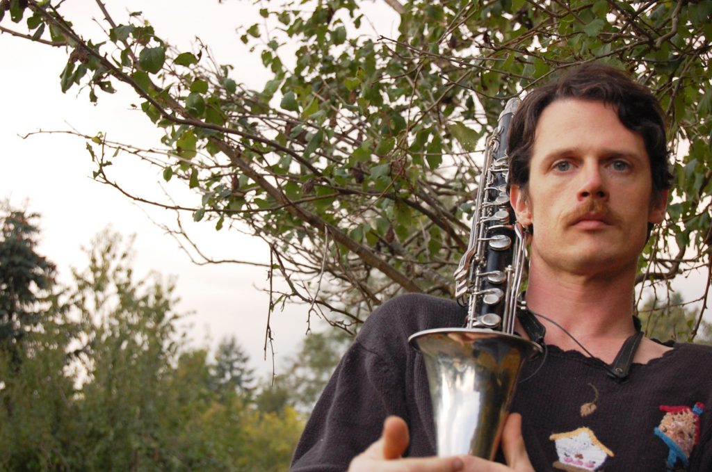 5-Penyanyi-Asing-ini-Terkenal-Karena-Lagu-Bahasa-Indonesianya-(4)