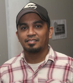 5-Penyanyi-Pria-yang-Menyanyikan-Lagu-Wanita-(2)