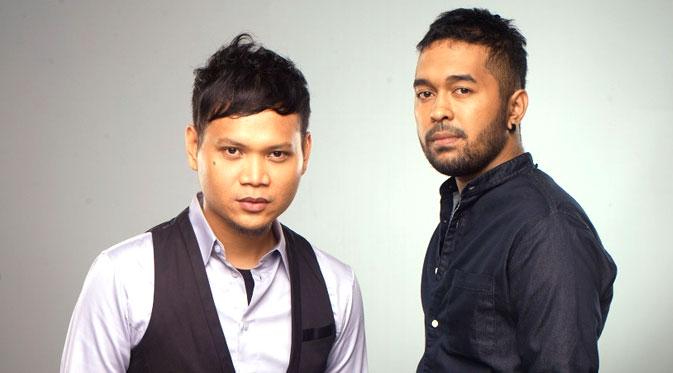 5-Penyanyi-Pria-yang-Menyanyikan-Lagu-Wanita-(5)