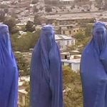 5-Band-Paling-Aneh-Di-Dunia-1