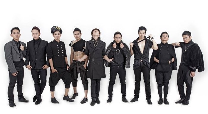 Boyband XO IX juga sempat menjadi idola di Indonesia dengan beberapa singlenya