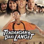 Poster Film tendangan dari langit karya Hanung Bramantyo