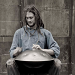 Musisi-Jalanan-Berbakat-Yang-Mengagumkan-2