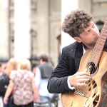 Musisi-Jalanan-Berbakat-Yang-Mengagumkan-9