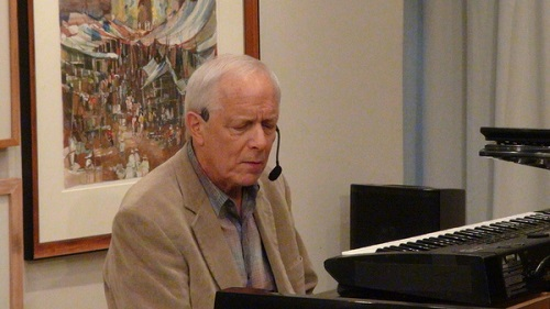 Musisi-Tunanetra-Yang-Mampu-Menggetarkan-Dunia-9