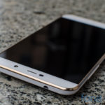 8 Smartphone RAM 3 GB Terbaik5