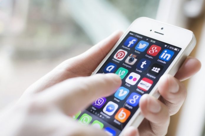 Artikel 600_8 Tips Agar Baterai Awet5