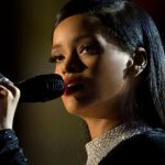 8 Musisi Yang Paling Banyak Beramal3