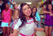 8 Penyanyi Populer Yang Berawal Dari YouTube